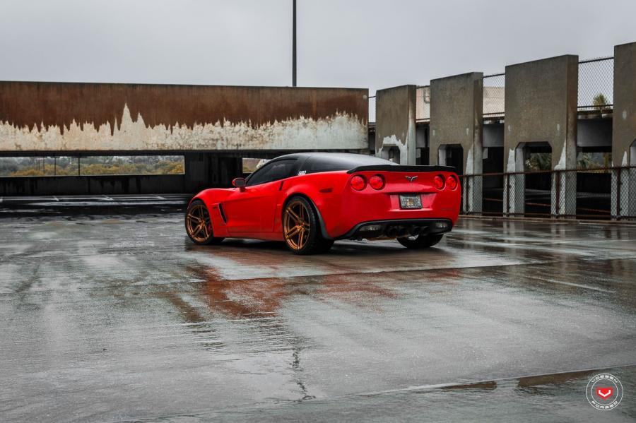  Chevrolet Cotvette Z06 on Vossen Wheels (HC-1) 2017 года  (фото 8 из 13)